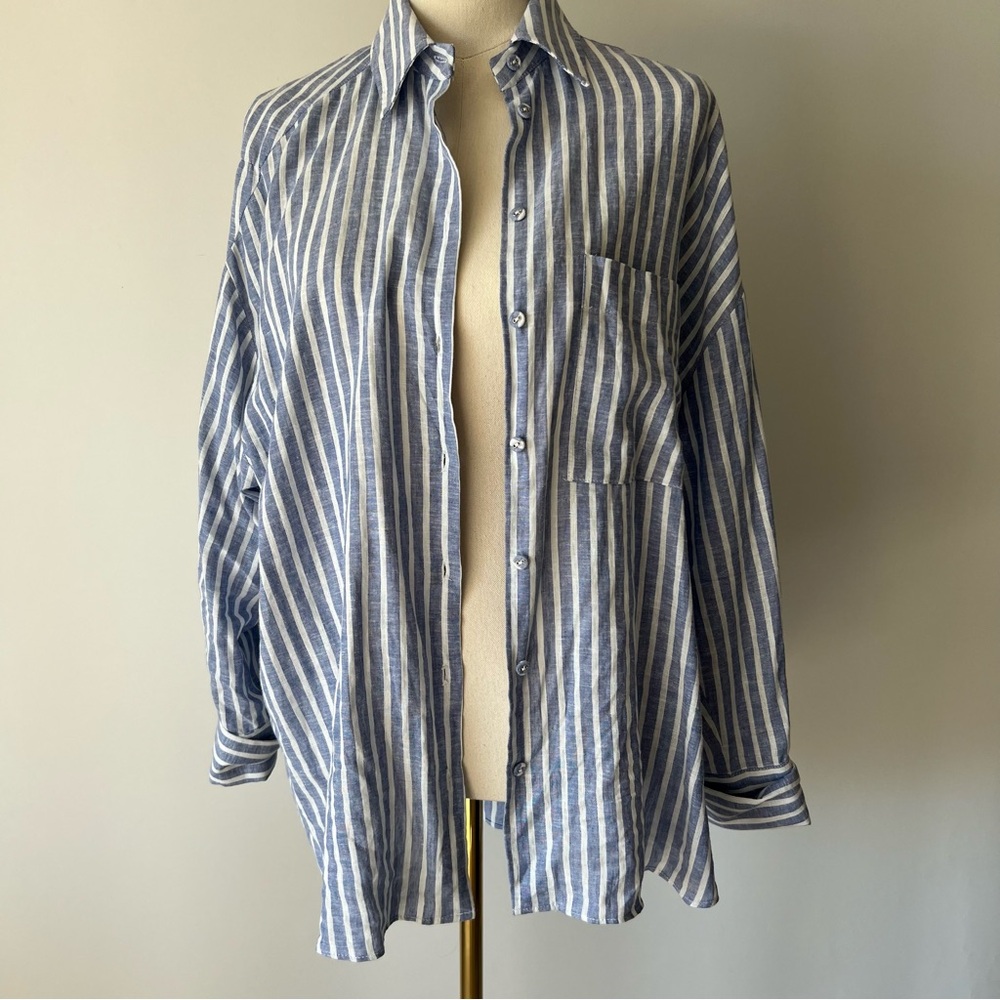 Zara Blue & White Striped Button-Up Shirt - Size M